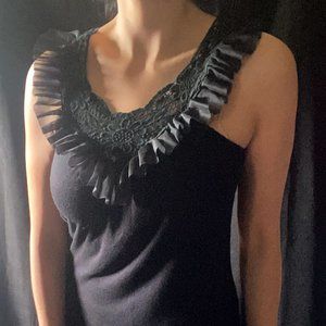 ⭐️ Black Sleeveless Ruffle Top